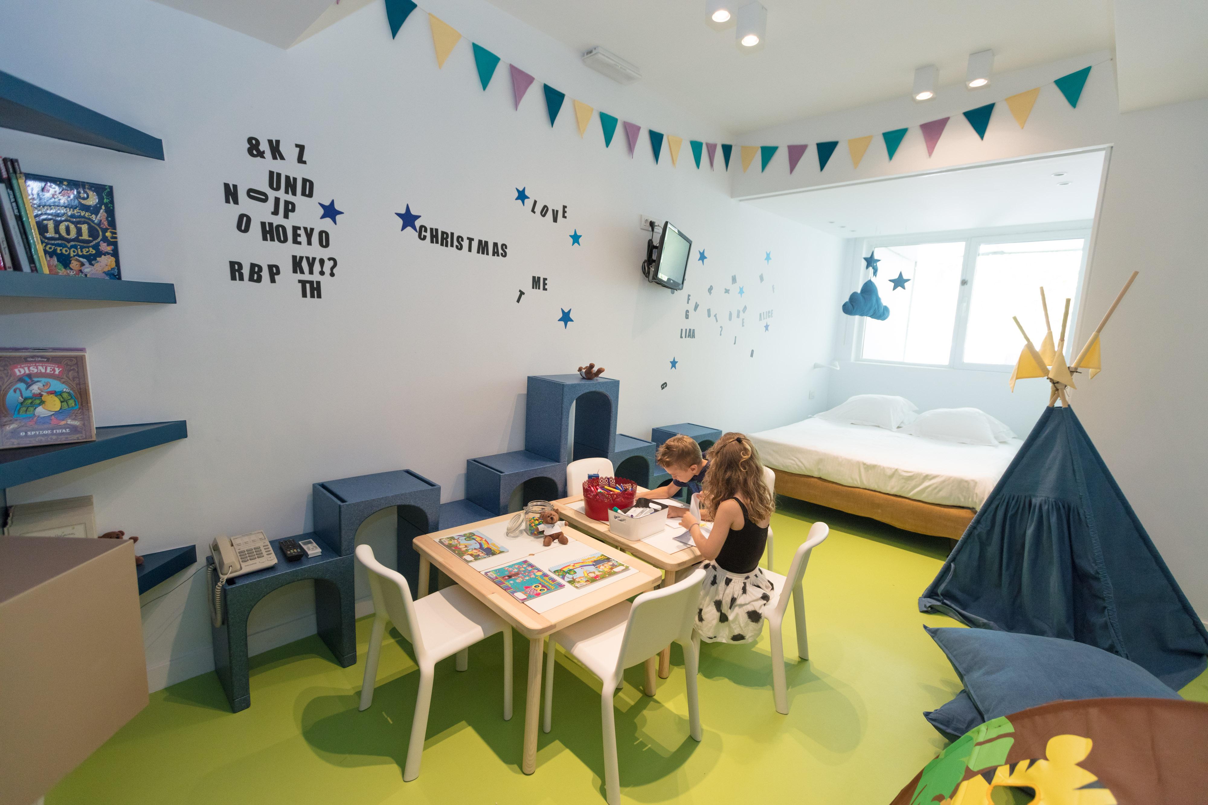 St George Lycabettus Lifestyle Hotel Athens Exterior photo Children's room